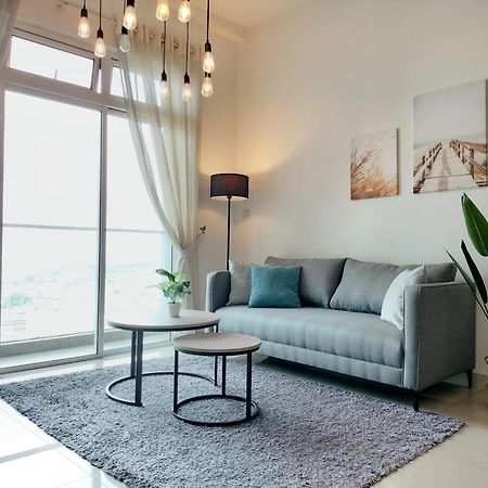 Delight Homestay Twin Galaxy ยะโฮร์บาห์รู ภายนอก รูปภาพ