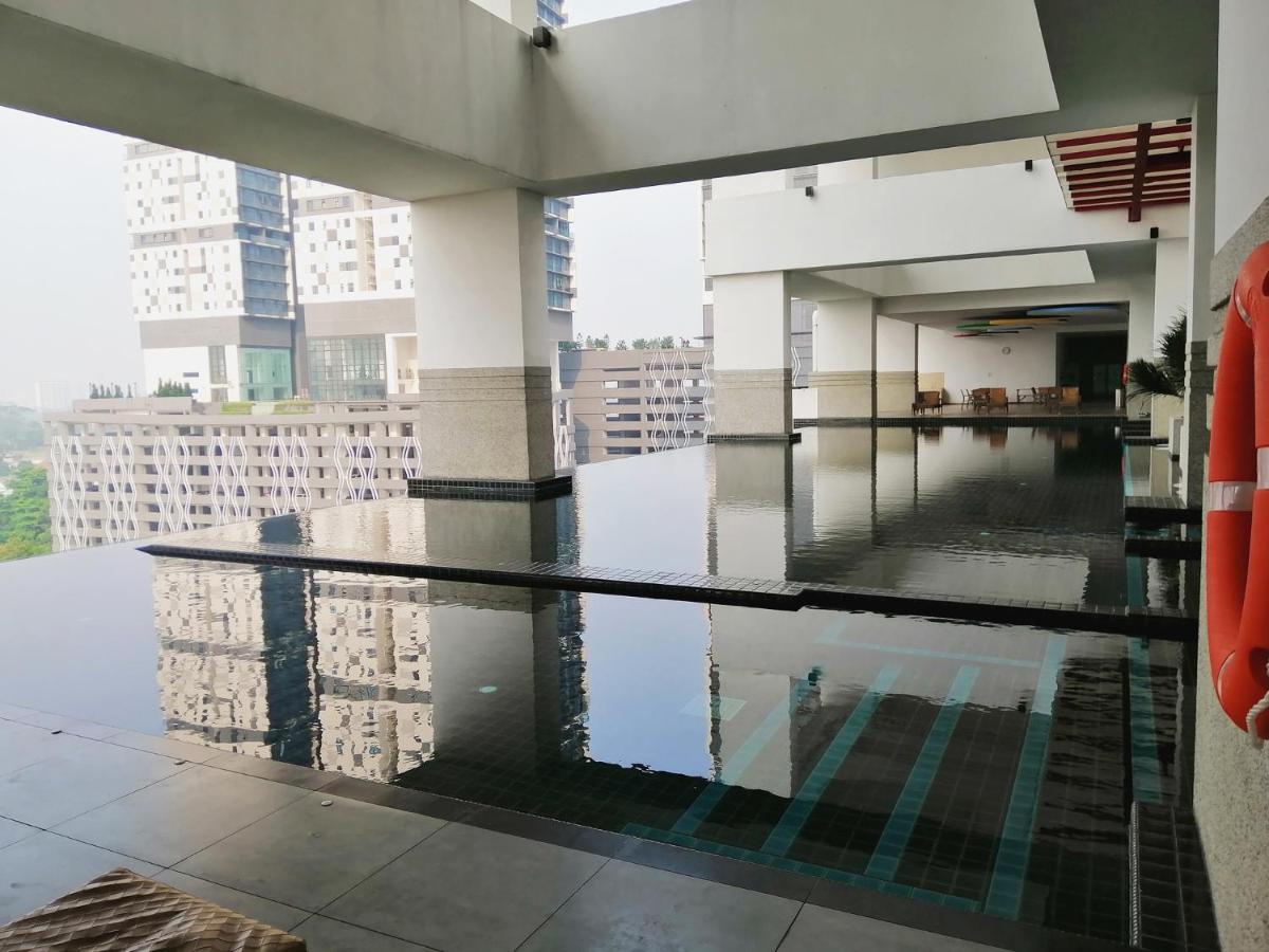 Delight Homestay Twin Galaxy ยะโฮร์บาห์รู ภายนอก รูปภาพ